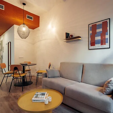 Design By Olala Homes Οσπιταλέτ ντε Λιοβρεγάτ